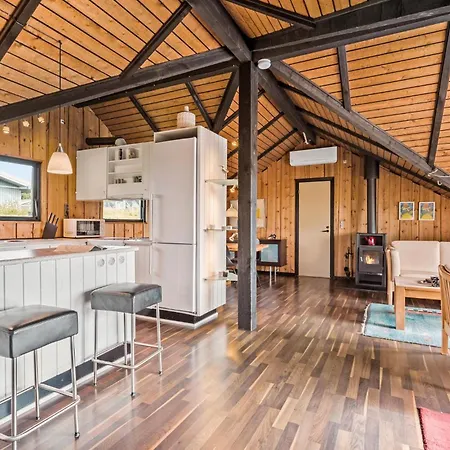 Nyaraló 3 Bedroom Awesome In Juelsminde