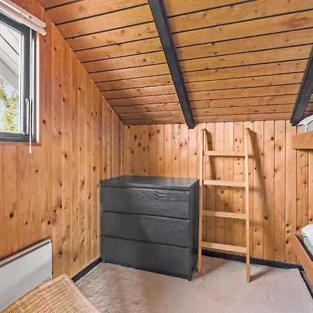 3 Bedroom Awesome In Juelsminde Nyaraló Sønderby
