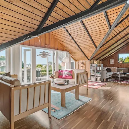 3 Bedroom Awesome In Juelsminde *