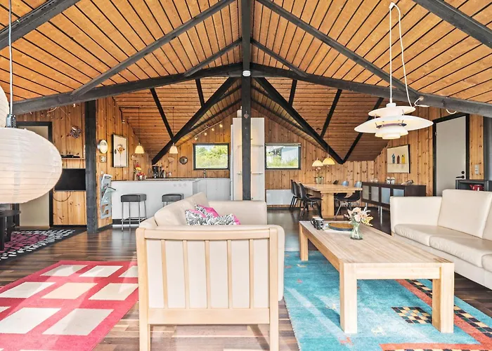 3 Bedroom Awesome In Juelsminde *