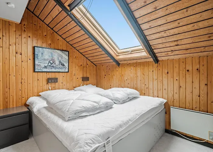 3 Bedroom Awesome In Juelsminde * Sonderby (Midtjylland)
